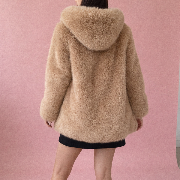 Luxe Aura Kunstpelzjacke